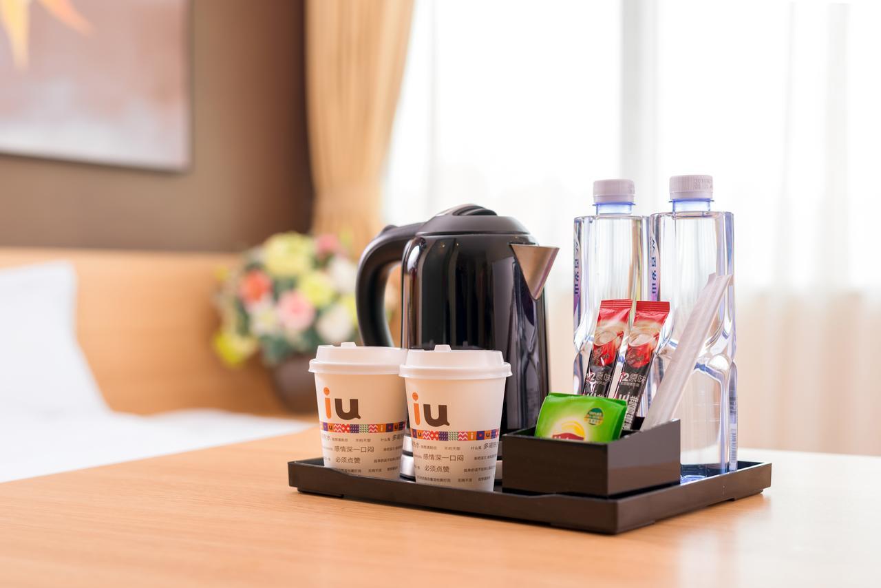 Iu Hotel Urumqi Shinianzi Bus Station Eksteriør billede